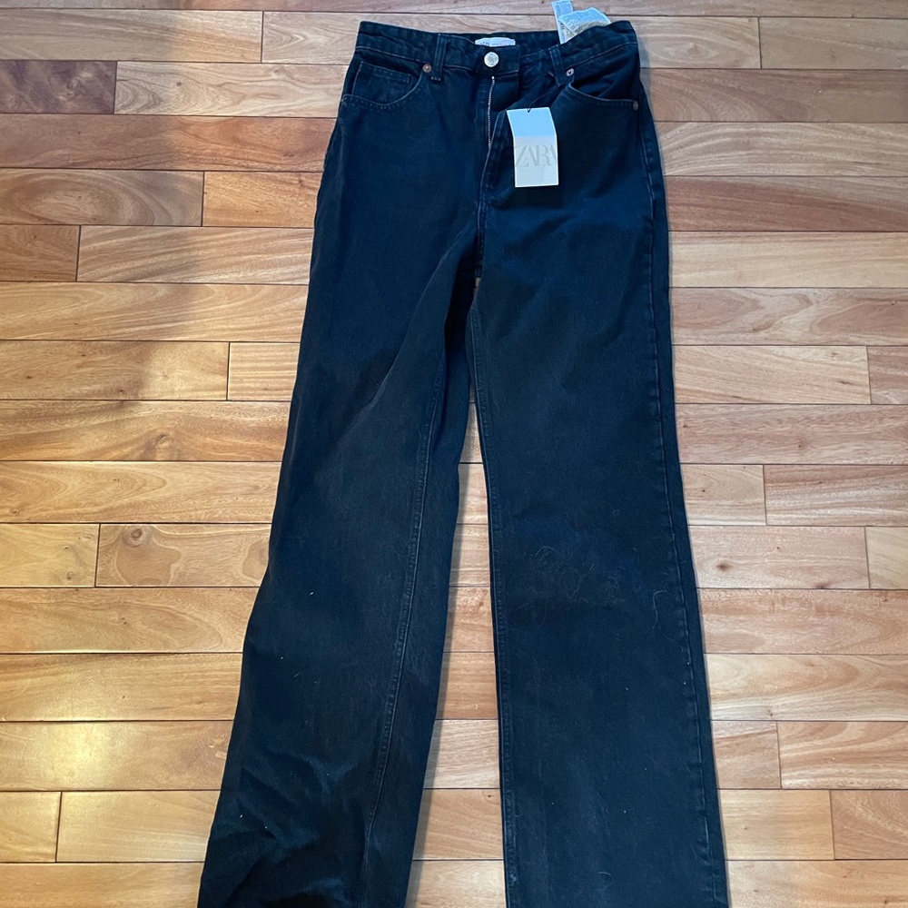 Black Zara jeans